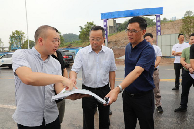 達(dá)州市委副書記、市長郭亨孝深入中國供銷西南冷鏈物流達(dá)州基地調(diào)研